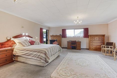 Photo of property in 80 Regency Crescent, Redwood, Christchurch, 8051