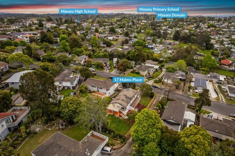 Photo of property in 17 Malmo Place, Massey, Auckland, 0614