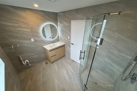 Photo of property in 19 Windy Ridge Road, Glenfield, Auckland, 0629