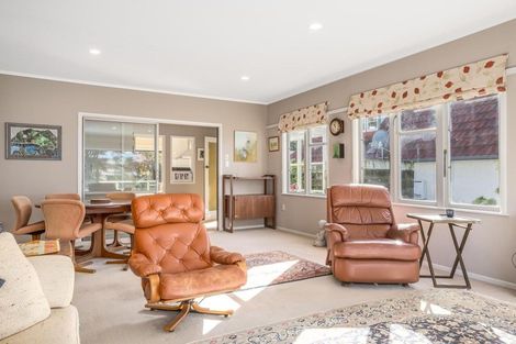 Photo of property in 54 Seaview Road, Paremata, Porirua, 5024