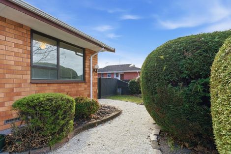 Photo of property in 2/1 Karnak Crescent, Russley, Christchurch, 8042