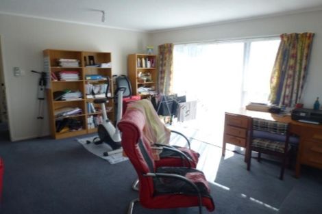 Photo of property in 10f3 Tuapapa Street, Johnsonville, Wellington, 6037