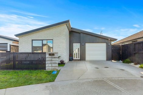 Photo of property in 1 Salers Lane, Papamoa, 3118