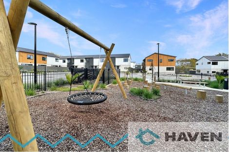 Photo of property in 10 Whati Lane, Henderson, Auckland, 0612