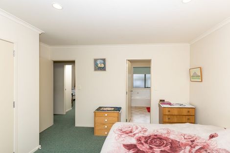 Photo of property in 7 Nobleman Place, Hamilton East, Hamilton, 3216