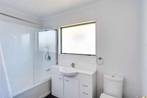 Photo of property in 2/13 Ted Harpur Place, Onekawa, Napier, 4110
