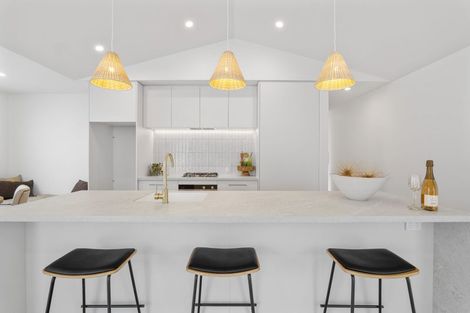 Photo of property in 9/2 Wilton Street, Westown, New Plymouth, 4310