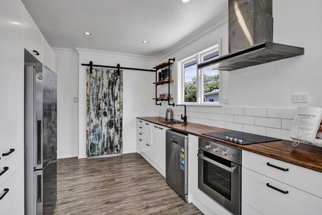 Photo of property in 45 Oberon Street, Stratford, 4332