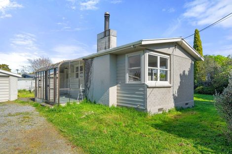 Photo of property in 10 Mahupuku Street, Greytown, 5712