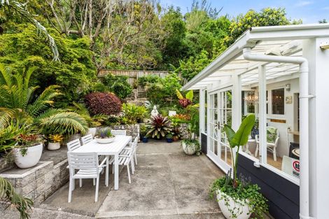 Photo of property in 21 Hornsey Road, Bluff Hill, Napier, 4110