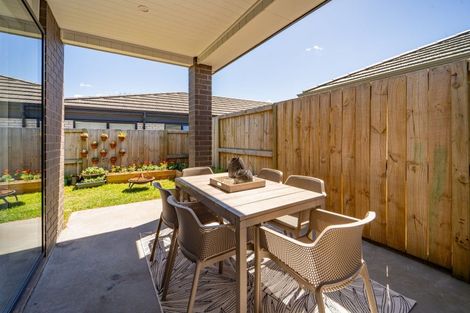 Photo of property in 20 Union Drive, Papamoa, 3118