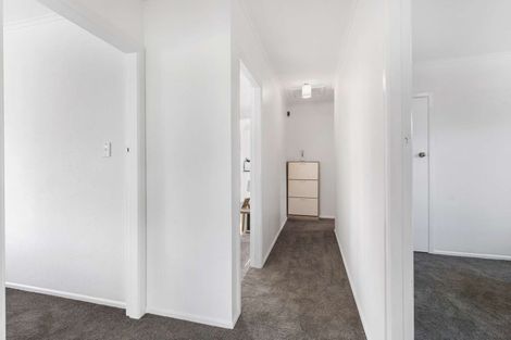 Photo of property in 1/9 Merriefield Avenue, Forrest Hill, Auckland, 0620