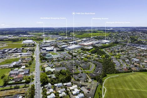 Photo of property in 7/485 Don Buck Road, Massey, Auckland, 0614