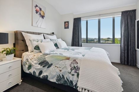 Photo of property in Point Ridge, 130 Gills Road, Albany Heights, Auckland, 0632