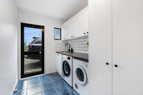 Photo of property in 573 Waimate Road North, Kerikeri, 0293