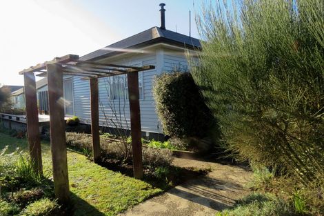 Photo of property in 23 Victory Street, Reefton, 7830