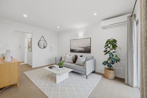 Photo of property in 15/83 Lake Road, Devonport, Auckland, 0622