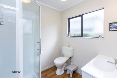 Photo of property in 10 Louis Street, Trentham, Upper Hutt, 5018