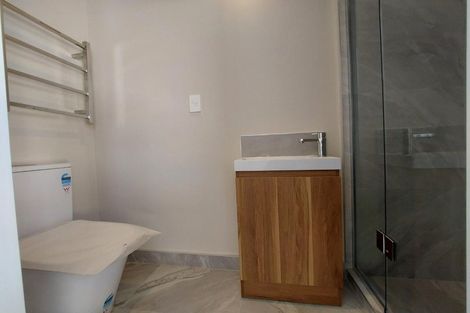 Photo of property in 1/10 Newington Road, Henderson, Auckland, 0612