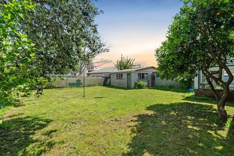 Photo of property in 13 Albion Place, Papakura, 2110