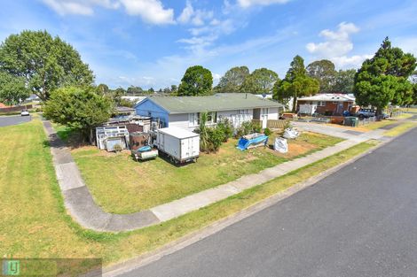 Photo of property in 9 Forbury Place, Mangere, Auckland, 2022