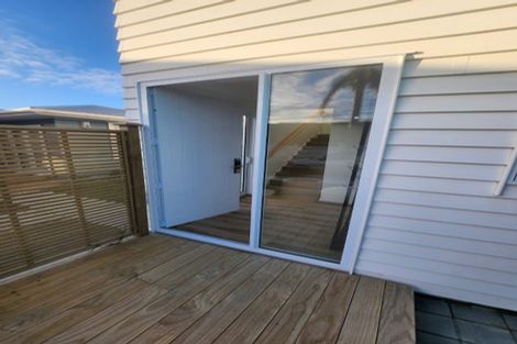 Photo of property in 1/46 Toroa Street, Torbay, Auckland, 0630