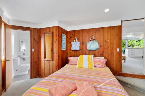 Photo of property in 27 Cotterell Street, Leigh, 0985