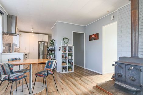 Photo of property in 56 Matai Street, Inglewood, 4330