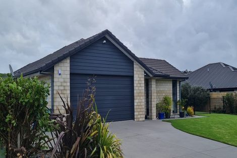 Photo of property in 8 Vantage Place, Omokoroa, 3114