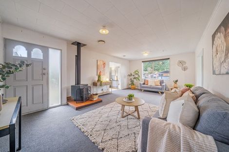 Photo of property in 77 Pasadena Crescent, Totara Park, Upper Hutt, 5018
