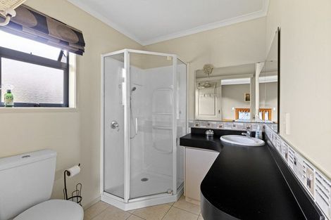 Photo of property in 20 Ursula Drive, Feilding, 4702