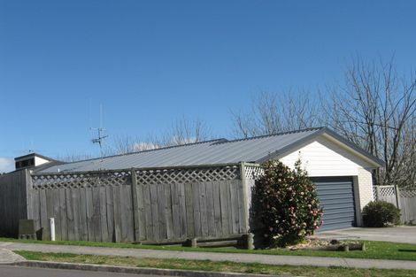 Photo of property in 102 Meander Drive, Welcome Bay, Tauranga, 3112