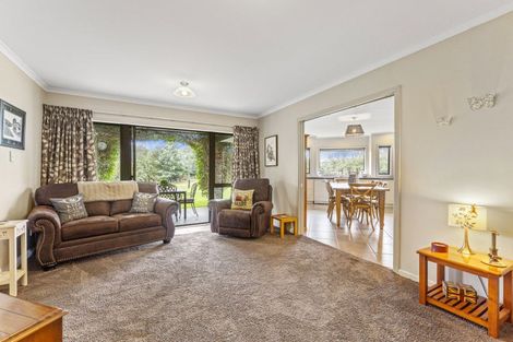 Photo of property in 16 Kaitawa Road, Pahiatua, 4981