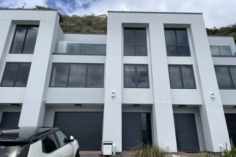 Photo of property in 9/148 Evans Bay Parade, Roseneath, Wellington, 6021