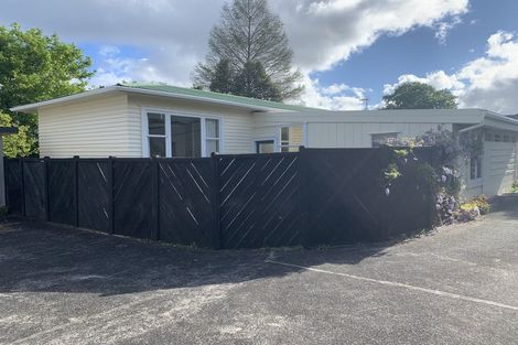 Photo of property in 2/55 Sylvia Road, Hillcrest, Auckland, 0627