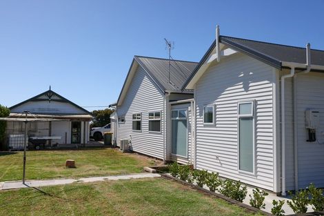 Photo of property in 1312 Devon Road, Brixton, Waitara, 4382