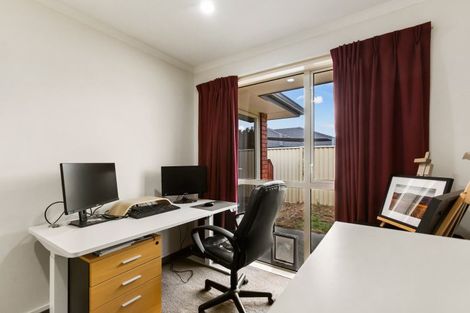 Photo of property in 14 Sunhaven Cove, Cromwell, 9310