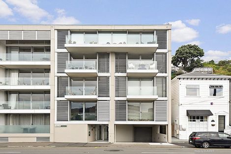 Photo of property in Aqua, 11/74 Oriental Parade, Oriental Bay, Wellington, 6011