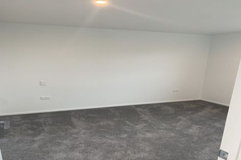 Photo of property in 1/2 Jadewynn Drive, Massey, Auckland, 0614