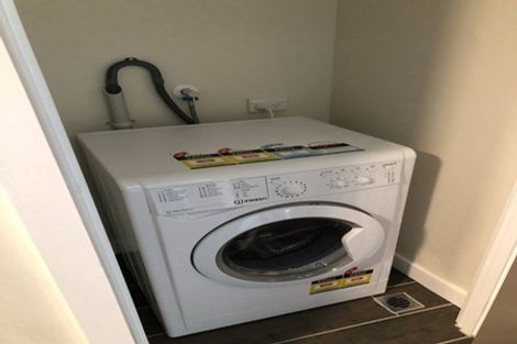 Photo of property in Frame Apartments, 1601/111 Molesworth Street, Thorndon, Wellington, 6011