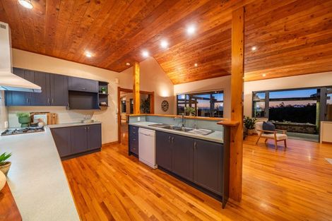 Photo of property in 55 Octavius Road, Peka Peka, Waikanae, 5391