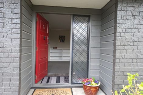 Photo of property in 7 Kathleen Place, Rainbow Point, Taupo, 3330