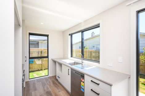 Photo of property in 2/68a Hedges Street, Sanson, 4817