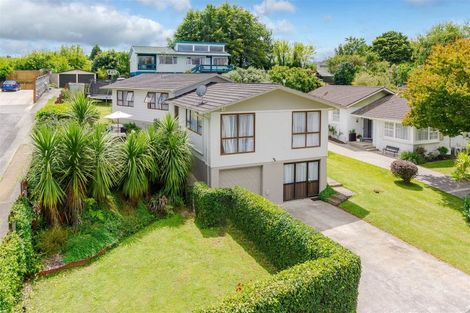 Photo of property in 54 Morrow Avenue, St Andrews, Hamilton, 3200