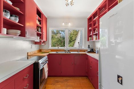 Photo of property in 22 Park Road, Glenfield, Auckland, 0629