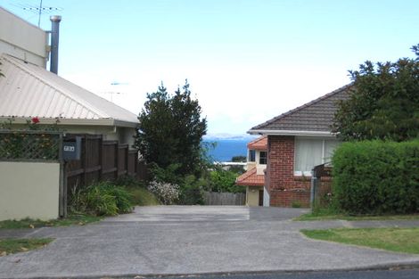 Photo of property in 1/73 Deep Creek Road, Waiake, Auckland, 0630