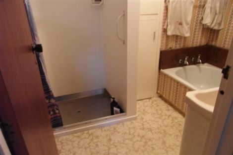 Photo of property in 75a Albert Street, Palmerston North, 4414