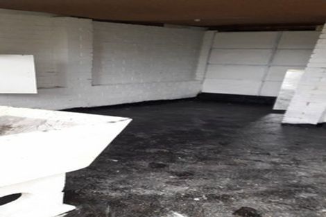 Photo of property in 77 Royal Road, Massey, Auckland, 0614