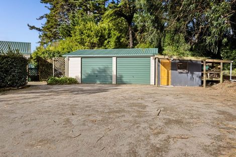Photo of property in 164 Cross Road, Lepperton, New Plymouth, 4373