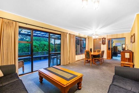 Photo of property in 12 Exploration Way, Whitby, Porirua, 5024